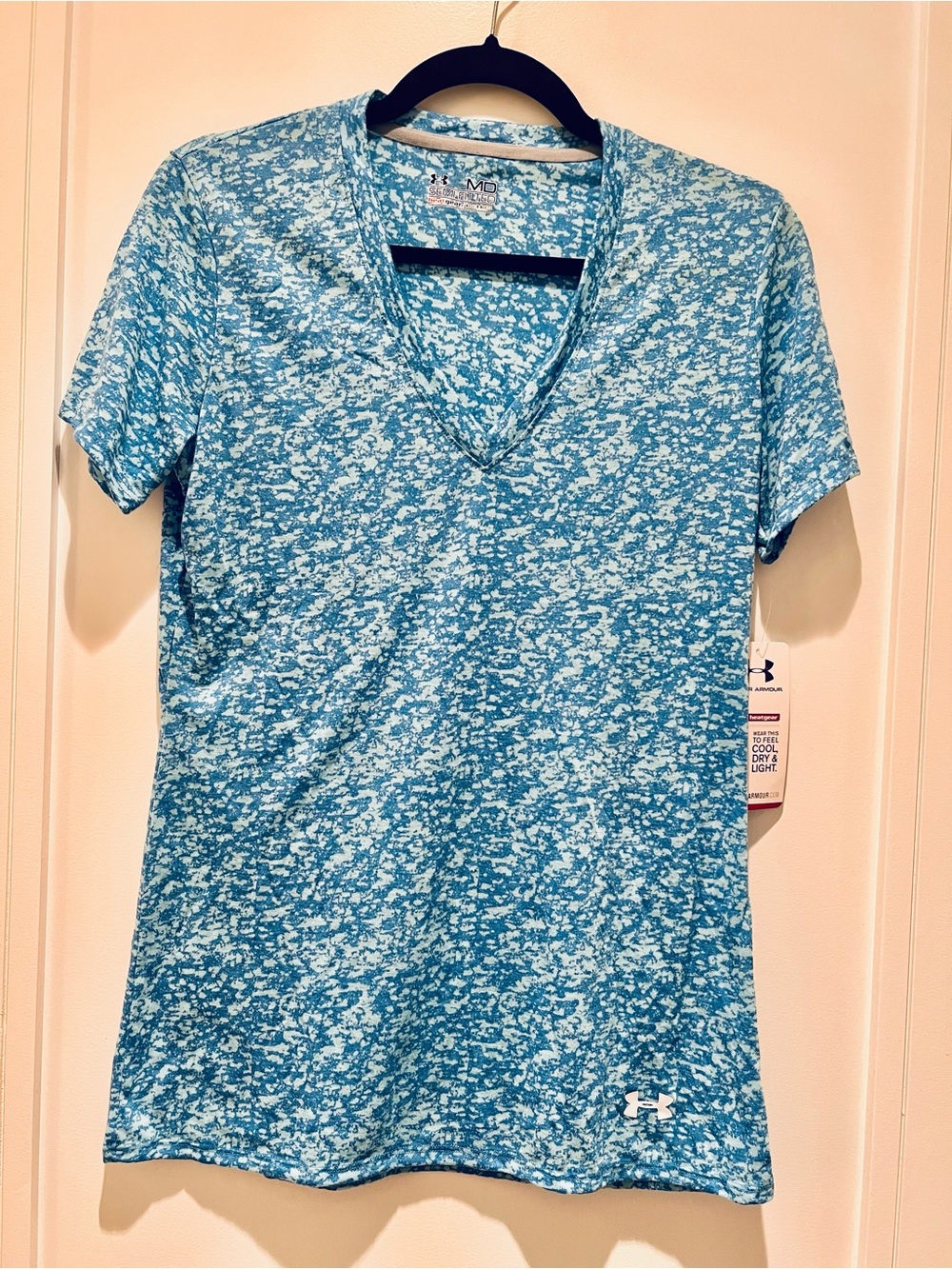 Under Armour Women's Light Blue Heather V-Neck Performance Tee